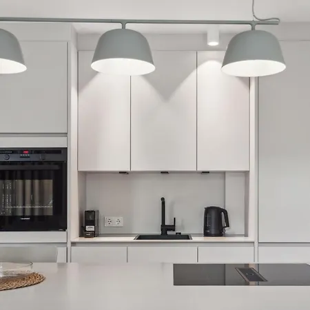 Gezellig Met 4 Slaapkamers Appartement *