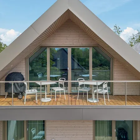 Апартаменты 4 Bedroom Cozy In Tossens Stick