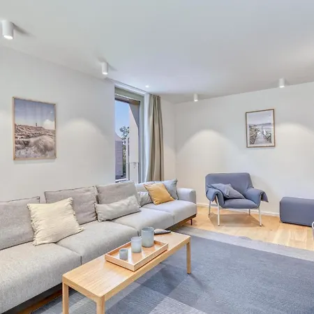 4 Bedroom Cozy In Tossens 아파트 Stick