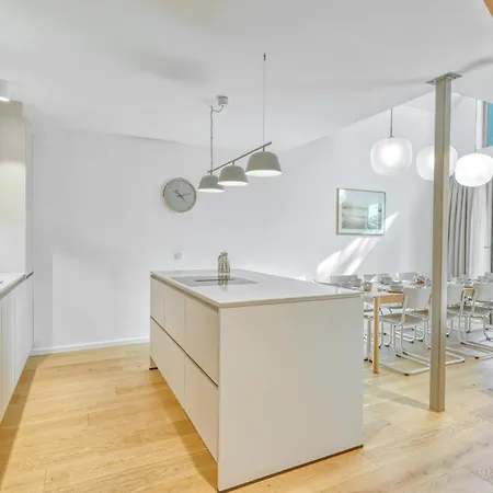 4 Bedroom Cozy In Tossens
