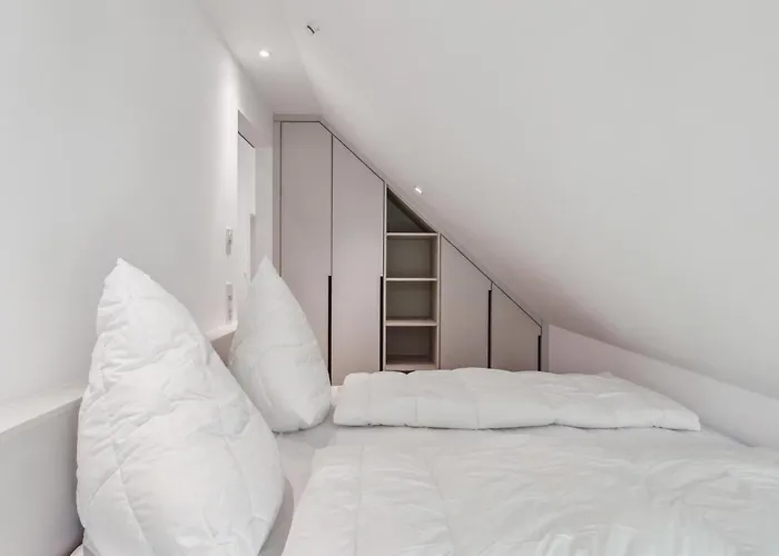 4 Bedroom Cozy In Apartman Tossens